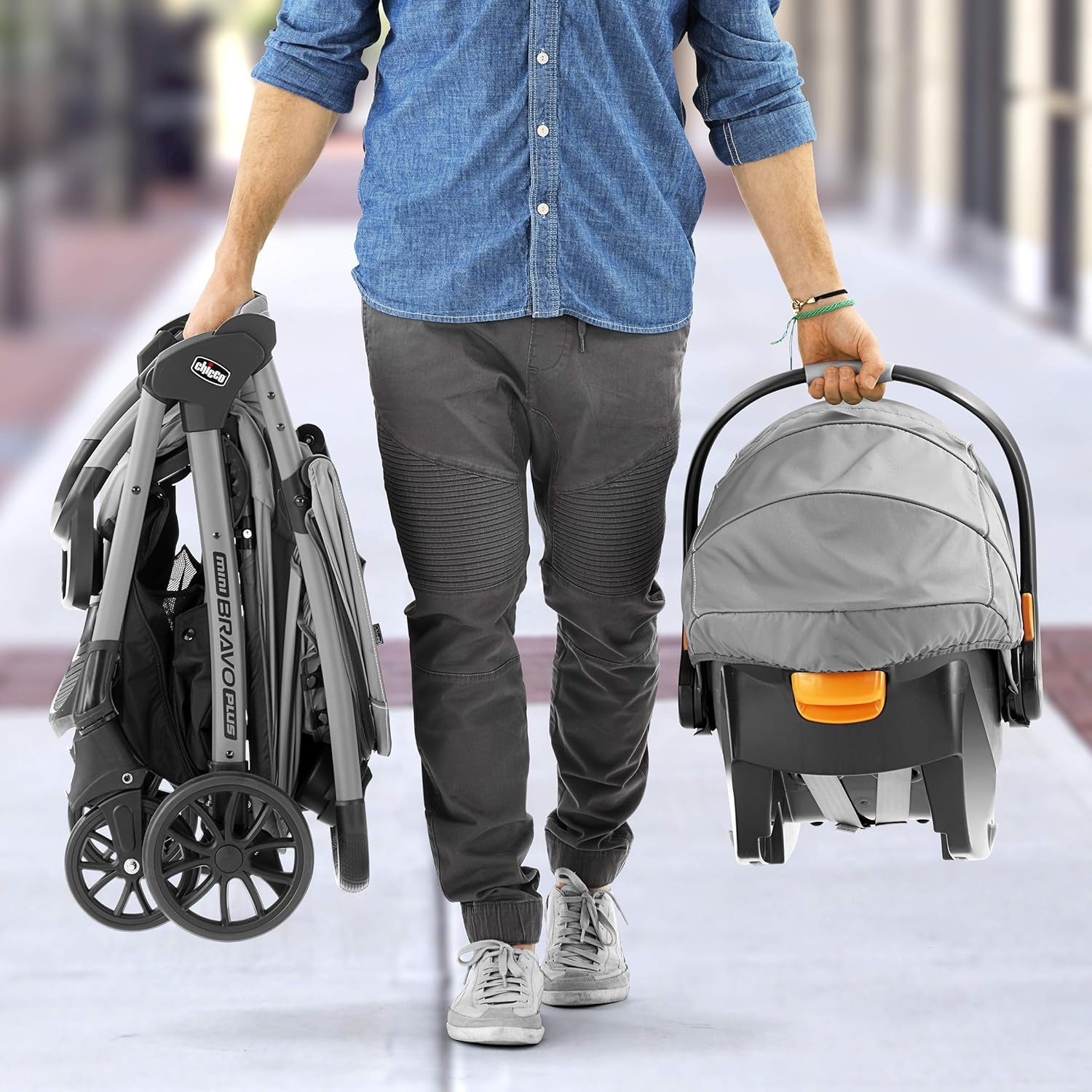 Chicco Mini Bravo plus Travel System, Mini Bravo plus Stroller with Keyfit 30 Infant Car Seat and Base, Slate/Grey